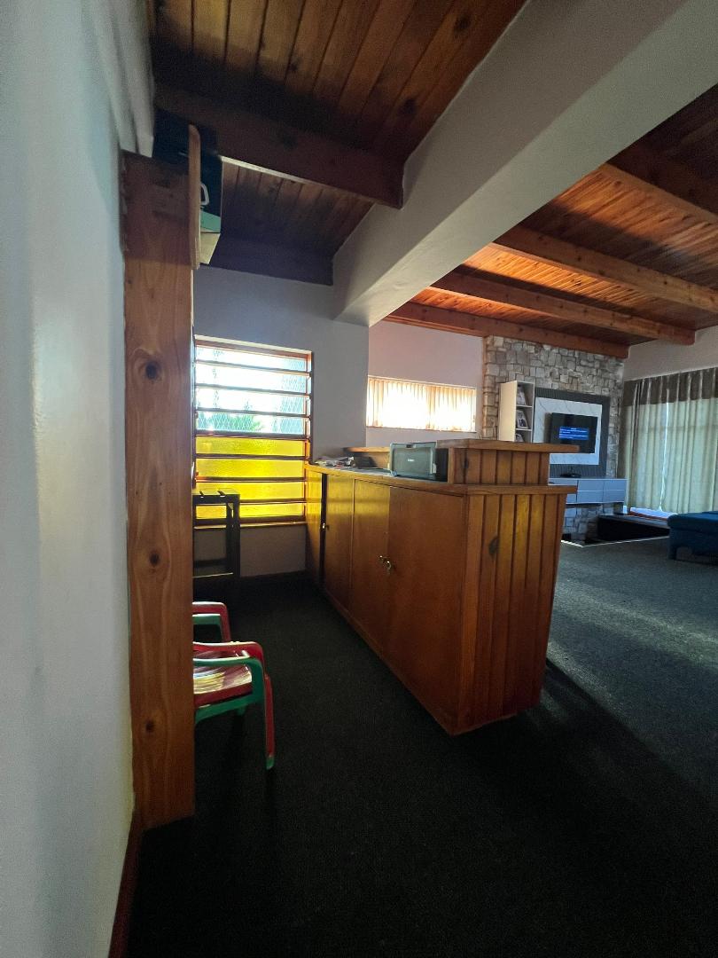 4 Bedroom Property for Sale in Kabega Park Eastern Cape